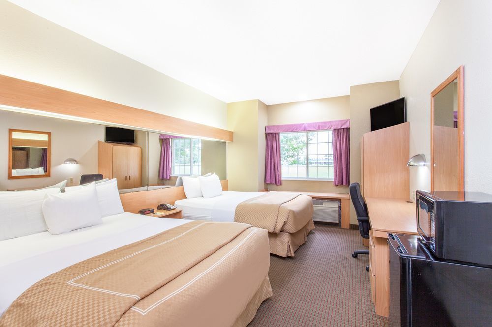 Sonesta Essential Hotel Blue Springs Exterior foto